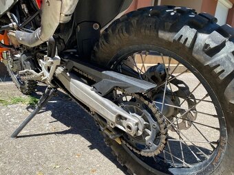 KTM 690 Enduro - 10