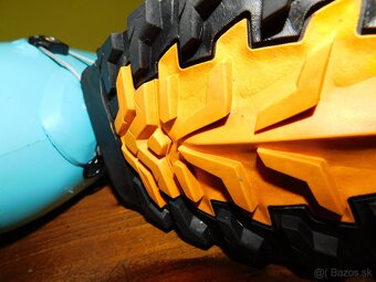 Scarpa č-39/40 - 10