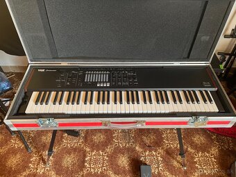 Vox Continental 73 BK + case - 10