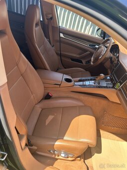 Porsche Panamera S - 10