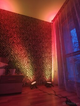 Led par reflektory RGB na diaľkové ovládanie - 10
