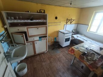 Vidiecky dom vo Vajke nad Žitavou - 10