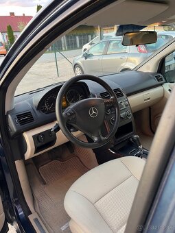 Mercedes-Benz Trieda A 180 CDI  Automat - 10