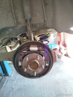 FORD FOCUS MK2 2007 1.6 74 KW 245000KM - 10