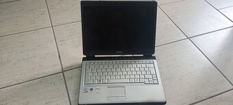 Toshiba satellite U300-154 - 10