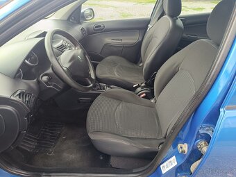 Peugeot 206+ 1,4i 55 kW r.v. 9/2009 - 10