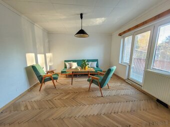 Predaj - 5izb. Rodinný dom Hradec (PD) - SUPER Poloha - 10