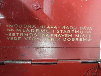 Starozitny trezor na podstavci z roku 1905, starozitnost - 10