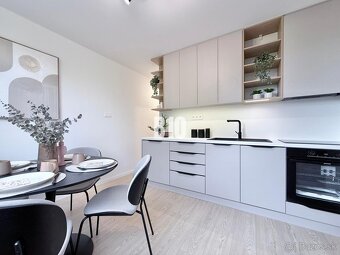 Štýlový zariadený 3 izbový byt po kompletnej rekonštrukcii - - 10