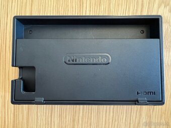 Nintendo Switch s príslušenstvom - 10