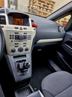 Opel Zafira - 10