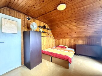 Chata pri jazere s mólom, loďou a súkromným vstupom do vody - 10