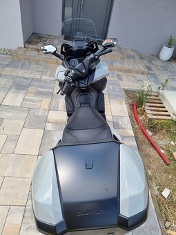 Honda Forza 125 smart top r.v. 2024 Stav Nová v záruke - 10