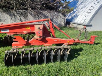 Na predaj 4m disky KUHN XM36-660 - 10
