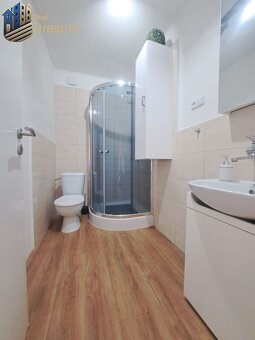 Exkluzívne na predaj 5 izbový rodinný dom - 10