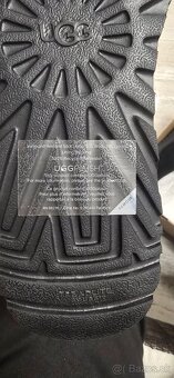 UGG cizmy - 10