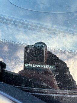 Porsche 718 Cayman GT4 - 10