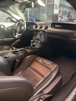 Ford Mustang 5.0 gt - 10