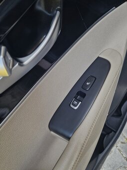 Kia Sorento 2.2 CRDi VGT 4WD PLATINUM AT6 SR 1majiteľ - 10