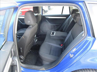 Škoda Octavia 2,0 TDI DSG,1.MAJITEL ČR - DPH - 10