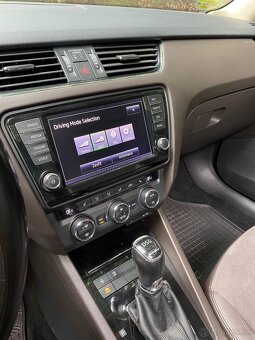 Škoda octavia 3 Laurin & klement 2015 dsg - 10