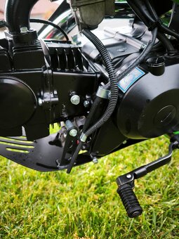 Pitbike 125cc 17/14 E-Start Zelená - 10