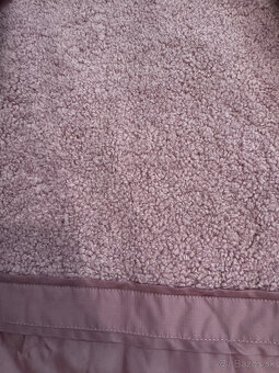 Zimná dlhá dievcenská bunda s kapucou, s dopor.poštou - 10