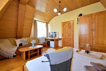 Zabehnutý penzión s kompletným vybavením - 10