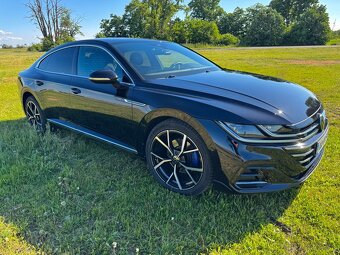 Volkswagen Arteon 2,0 TSI Facelift 41tisíc km v záruke - 10