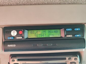 Predám Iveco Eurocargo 150E28 s hydraulickým čelom - 10