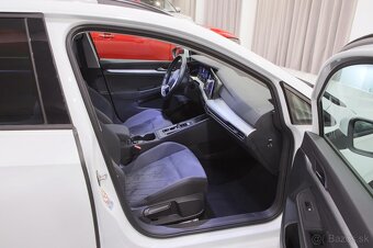 Volkswagen Golf 8 Variant 2.0 TDI 110kW DSG automat - 10
