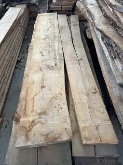 Vysušené jaseňové fošne, jaseňové rezivo, jaseň - 10