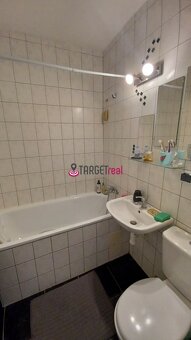 PRENÁJOM: 1 izbový zariadený byt v Sásovej na Beskydskej uli - 10