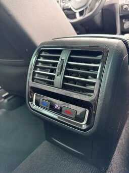 Volkswagen Passat Variant Highline DSG 4Motion Matrix 2015 - 10