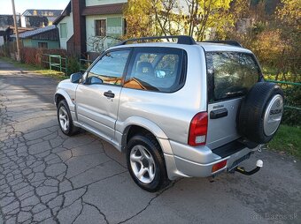 Suzuki Grand Vitara 1.6 4x4 benzín - 10