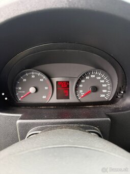 Crafter 2,5 TDi 80kw 100tis km - 10