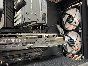 i7 13700K\16GB\RTX 2080\SSD\750W Zdroj - 10