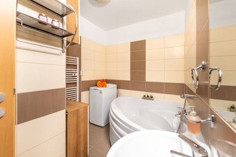 Štýlový, zariadený 2izbový byt so šatníkom - 10
