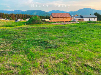 Nádherný stavebný pozemok so sieťami v Jamníku na Liptove - 10