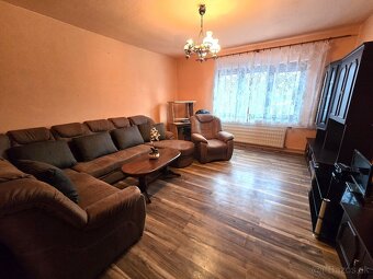 Rodinný dom s pozemkom 967 m² v obci Hosťová pri Nitre - 10