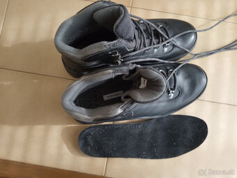 Panska kozena Gore-Texova obuv MERRELL. - 10