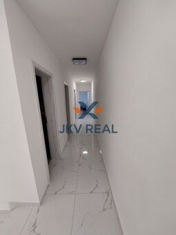 3D obhliadka - 5 izb. Rodinná vila v Chorvátskom Grobe - 10