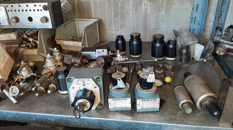 Náhradné diely z hydrauliky LKT, nakladačov a strojov - 10