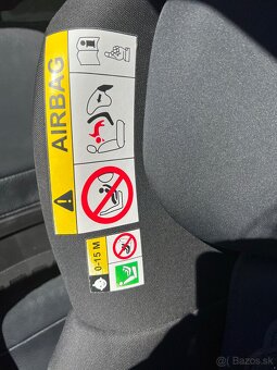 Britax Römer Autosedačka DUALFIX M i-SIZE farba Čierna - 10