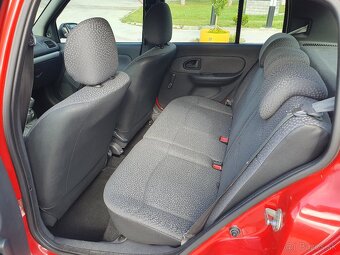 Renault Clio 1.2i - 43 KW - 10