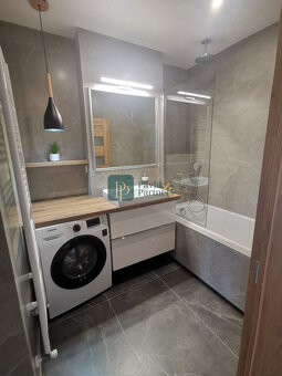 Prenájom krásny 2 izbový byt, centrum mesta, parkovacie mies - 10