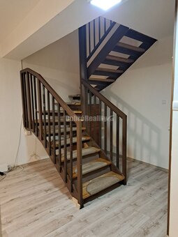 Ponúkame na prenájom trojizbový mezonetový byt v Trenčíne. - 10