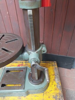 Stojanova vŕtačka 3 - 10