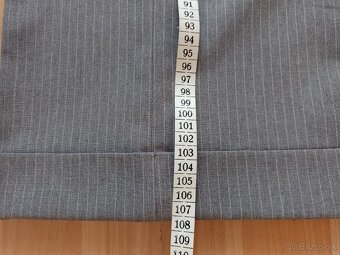 Dámsky luxusný kostým v.M - 10