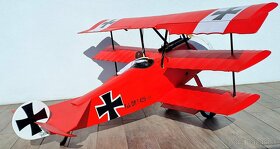 RC model Fokker DR. 1 Triplane (Červený barón) - trojplošník - 10